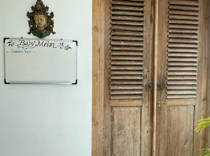 Villa Melon Bed & Breakfast *